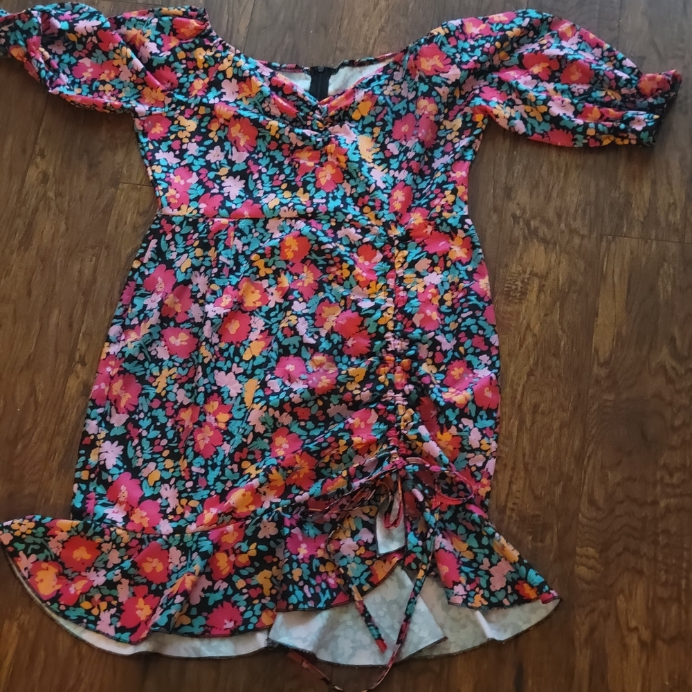 Off shoulder Floral Print Puff Short sleeve body con Pleated ruffle hem dress